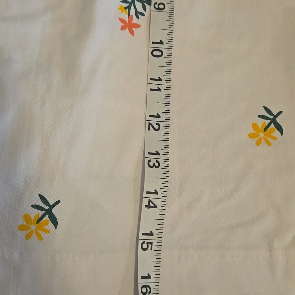 Zac & Rachel Floral White Skort Size 12 - Picture 5 of 6